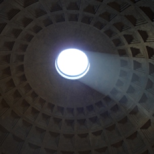 Le mythique dôme du Panthéon, le seul en béton non-armé au monde, encore aujourd'hui!